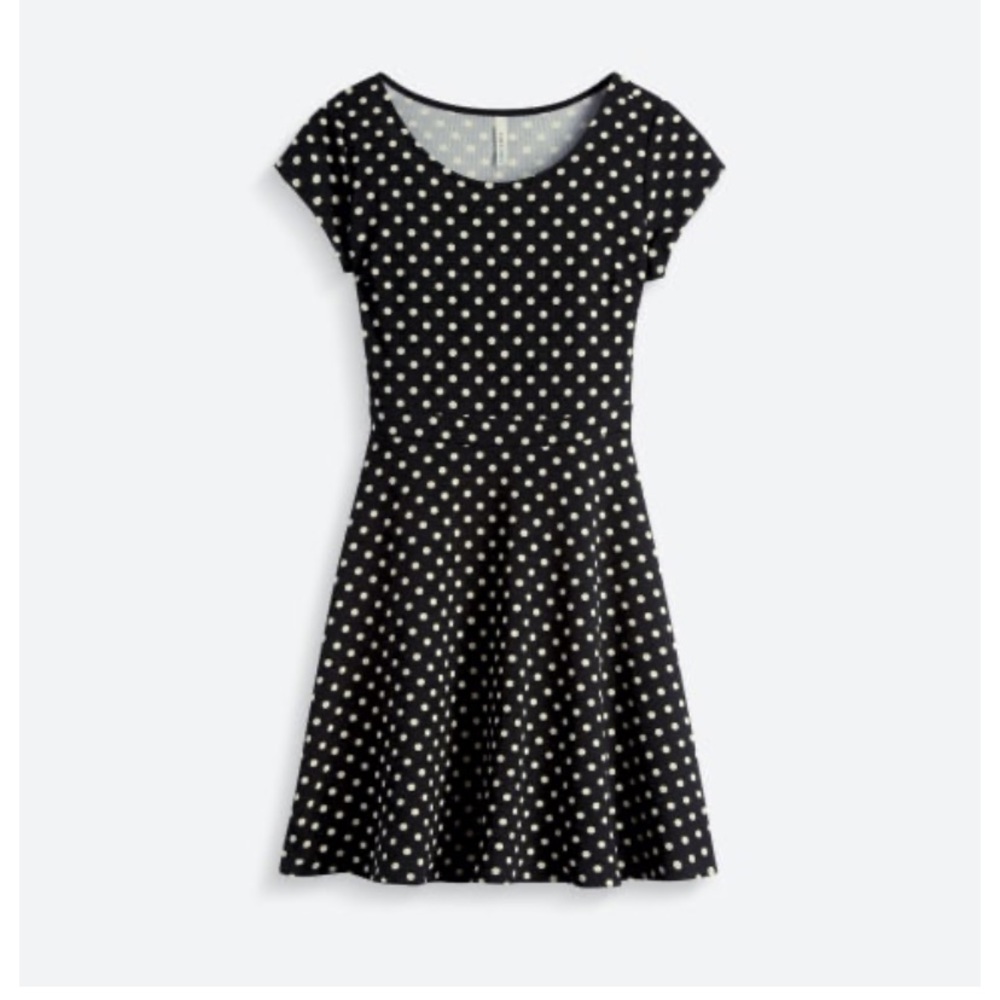 NWT - GILLI Haven Textured Knit Dress Size Small